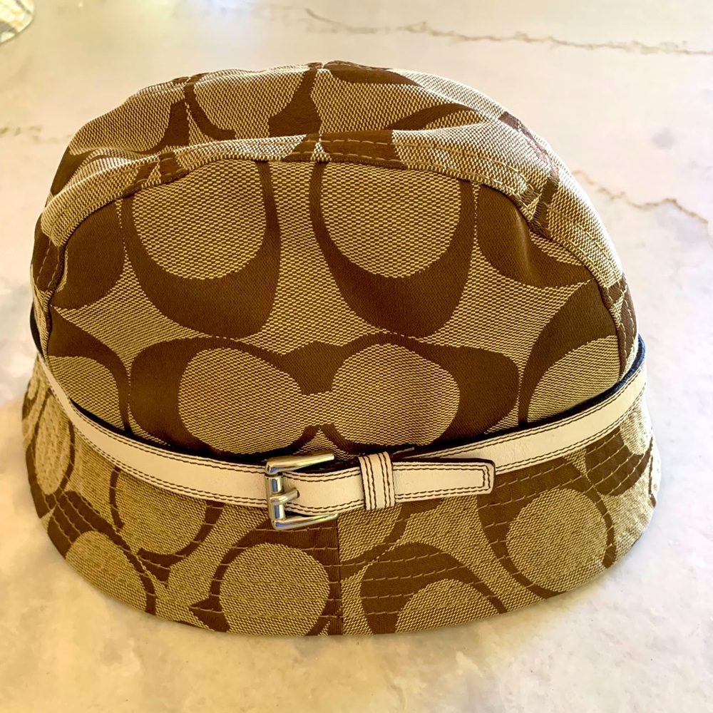 Coach Bucket Hat “C” Logo with White Leather Band